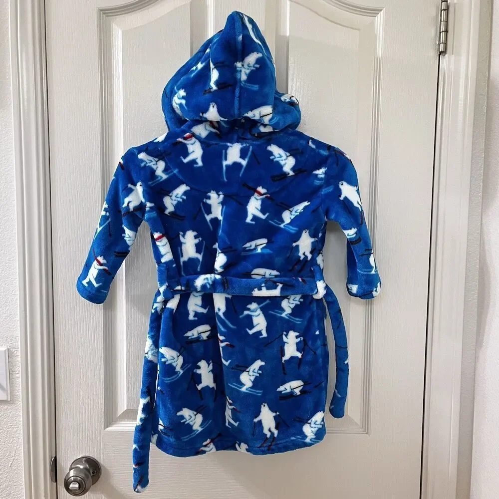Hatley blue skiing